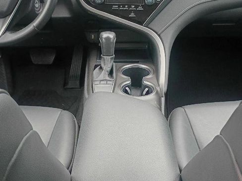 Used 2023 Toyota Camry SE FWD image 14