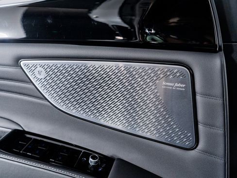 Used 2025 Maserati Grecale Modena image 48