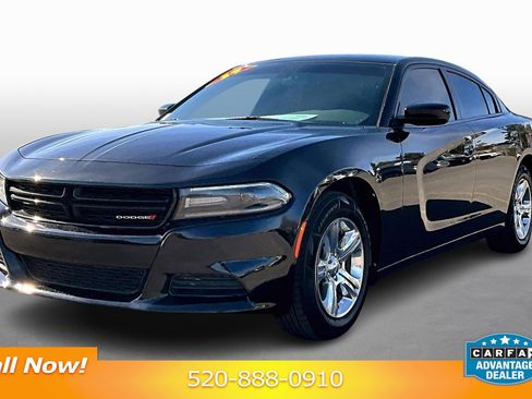 Used 2019 Dodge Charger SXT image 1