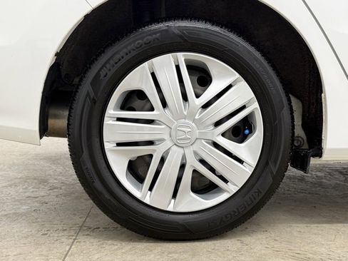 Used 2020 Honda Fit LX image 11