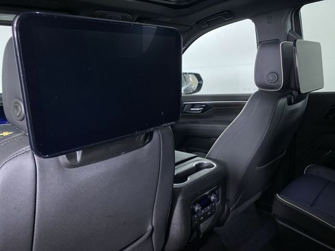 Certified 2025 Chevrolet Tahoe Premier AWD/4WD image 18