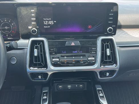Used 2023 Kia Sorento SX FWD image 8
