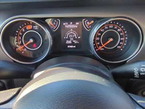 Used 2018 Jeep Wrangler Sport image 11