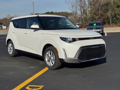 New 2025 Kia Soul LX