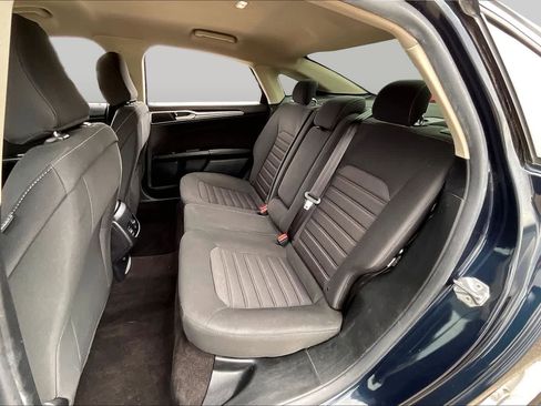 Used 2020 Ford Fusion SE FWD image 20
