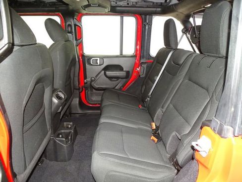 Used 2022 Jeep Wrangler Unlimited Sport image 11