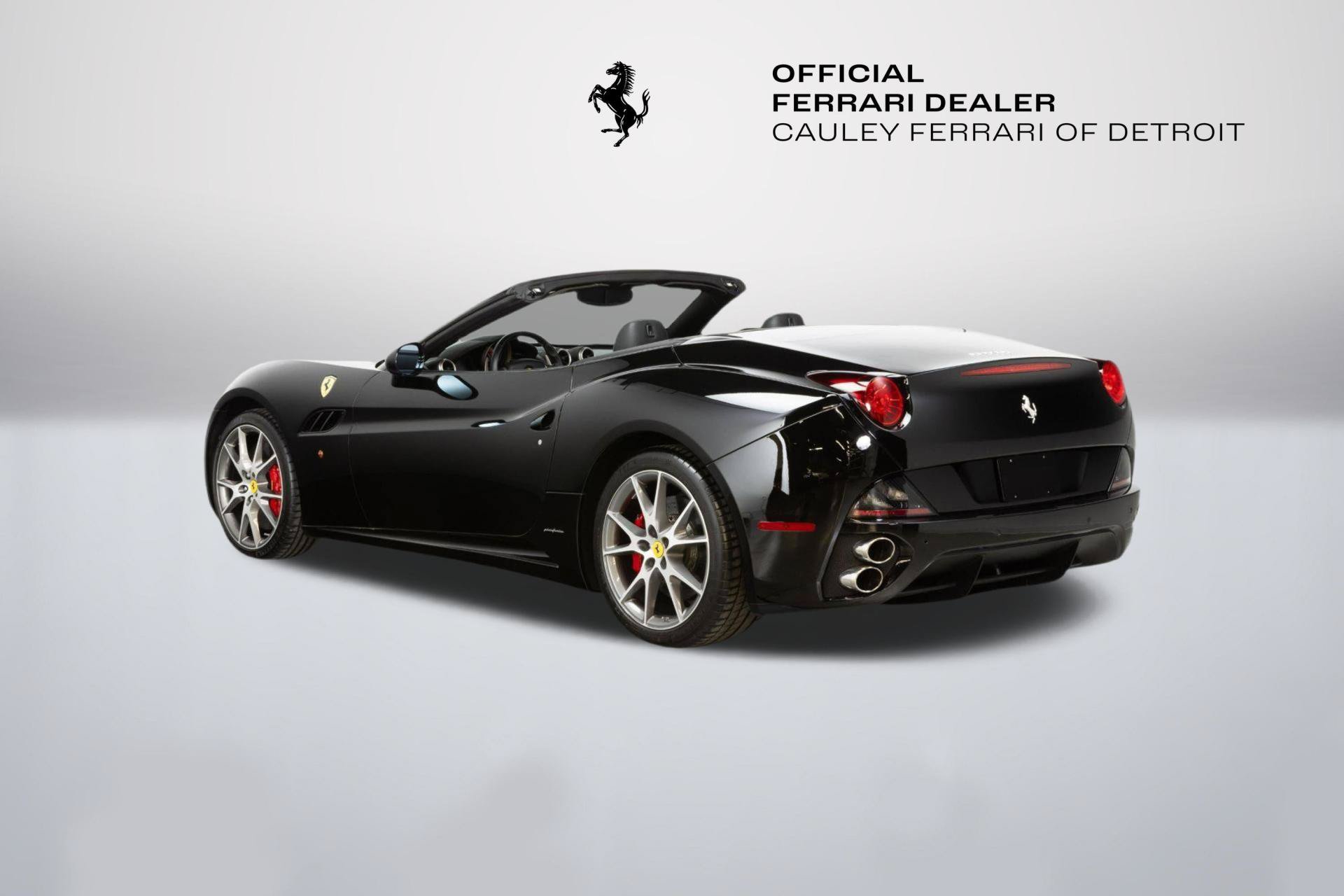 Used 2010 Ferrari California RWD image 6