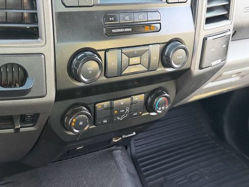 Used 2020 Ford F250 XL w/ Power Equipment Group RWD image 19