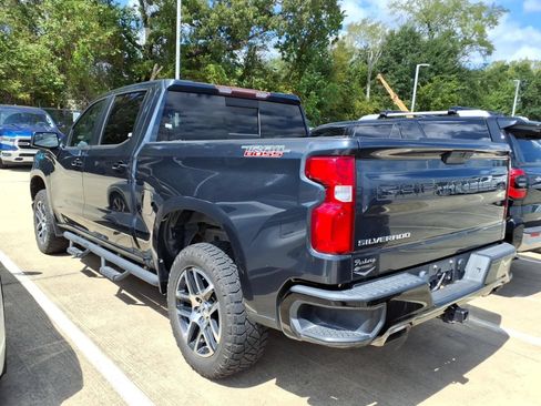 Used 2019 Chevrolet Silverado 1500 LT Trail Boss AWD/4WD image 2
