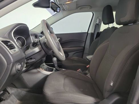 Used 2020 Jeep Compass Sport FWD image 12