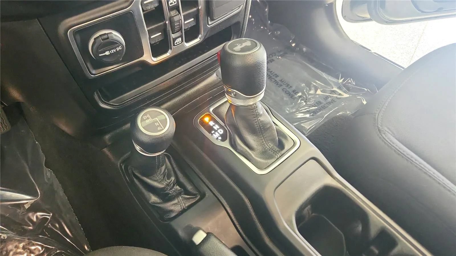 Used 2022 Jeep Wrangler Unlimited Sport AWD/4WD image 26