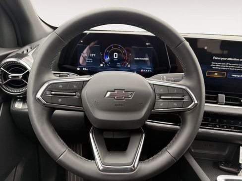 New 2026 Chevrolet Equinox LT image 16