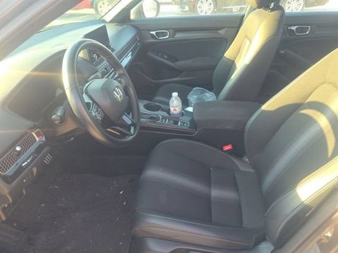 Used 2025 Honda Civic Sport image 23