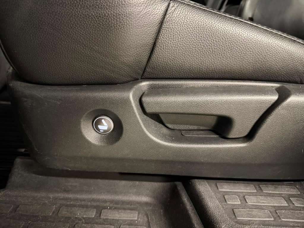 Used 2020 Honda Pilot Touring image 37