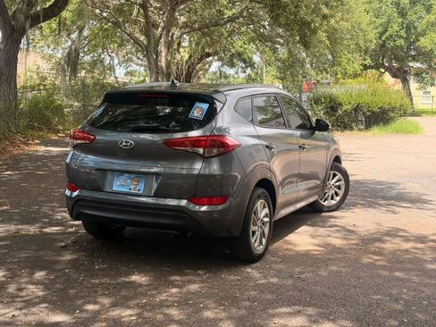 Used 2018 Hyundai Tucson SEL Plus w/ Cargo Package FWD image 5