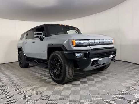 Used 2025 GMC Hummer EV 2X AWD/4WD image 4