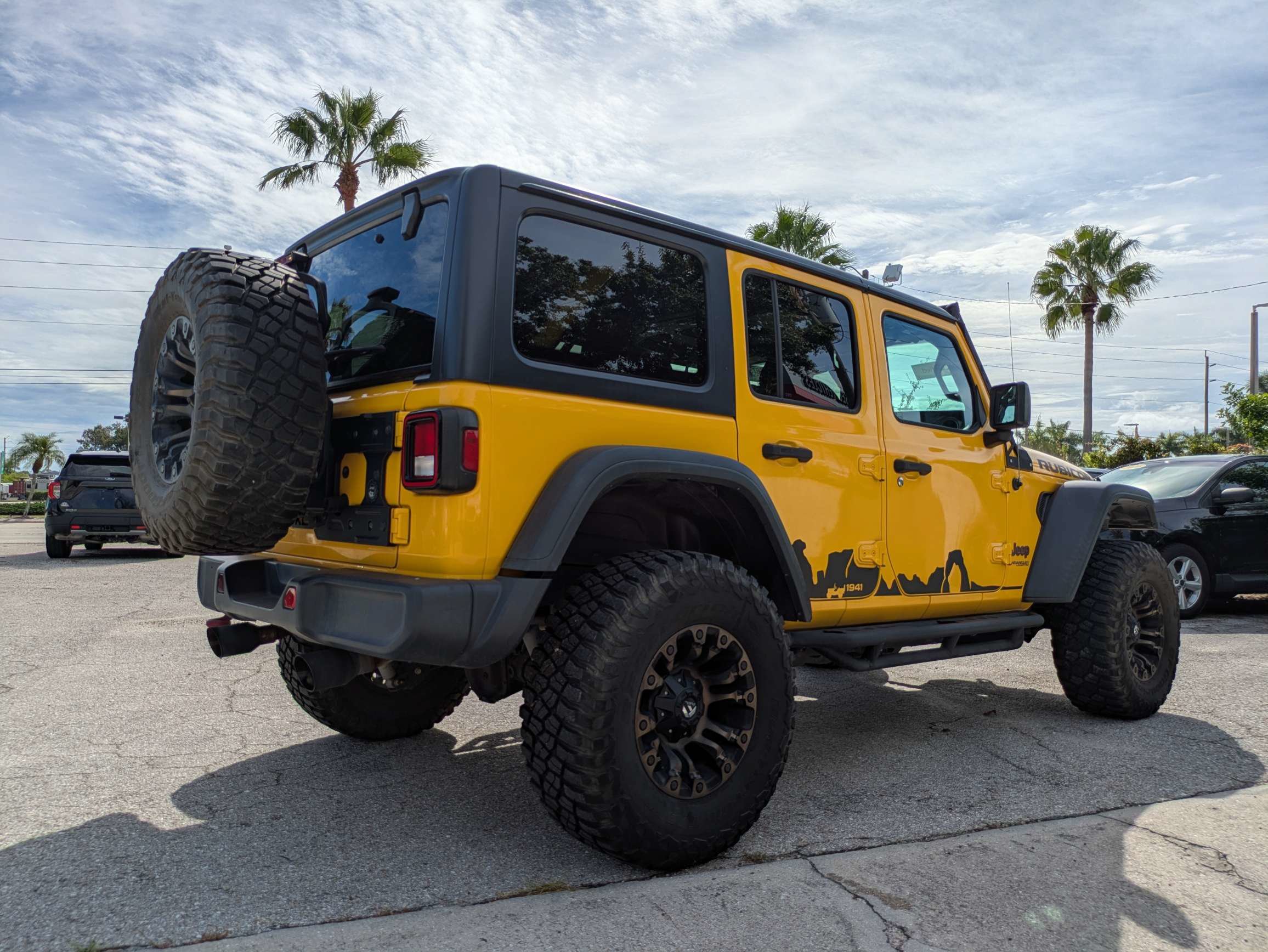 Used 2018 Jeep Wrangler Unlimited Rubicon AWD/4WD image 7