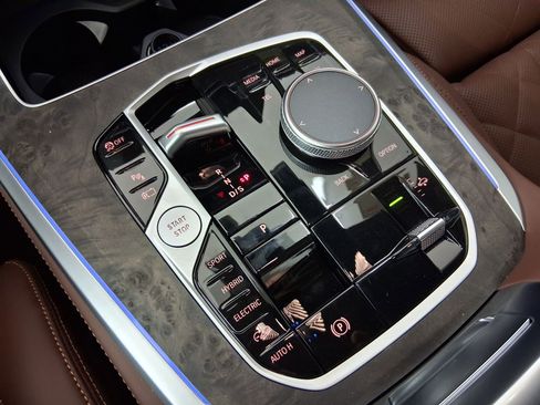 New 2026 BMW X5 xDrive50e AWD/4WD image 16