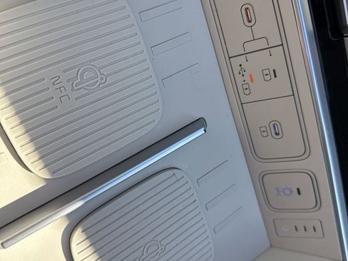 Used 2025 Hyundai Santa Fe Calligraphy image 45