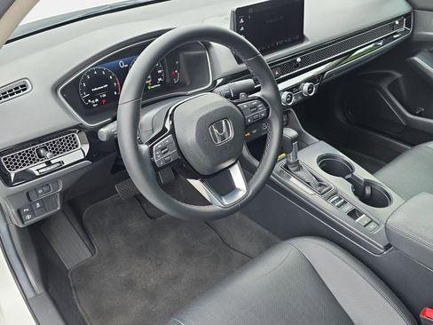 Used 2024 Honda Civic Touring image 16