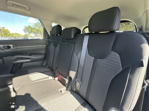 Certified 2026 Kia Sorento LX FWD image 22