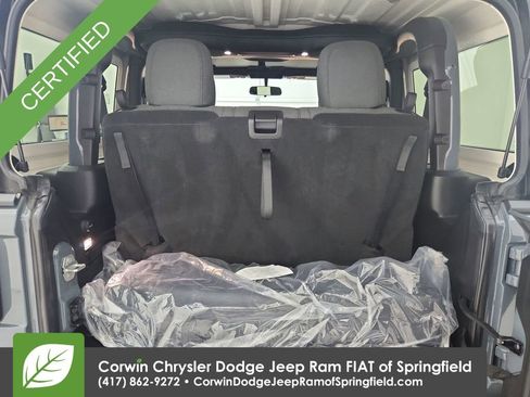 Used 2025 Jeep Wrangler Sport AWD/4WD image 29