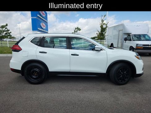 Used 2017 Nissan Rogue S FWD image 9