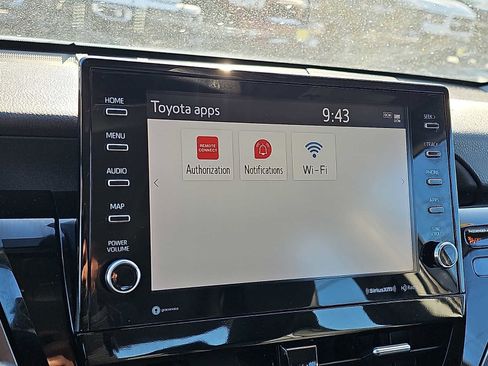 Used 2022 Toyota Camry XSE image 25