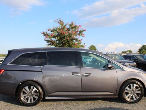 Used 2016 Honda Odyssey Touring image 8