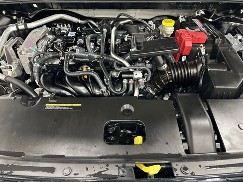 Used 2025 Nissan Sentra SV image 66