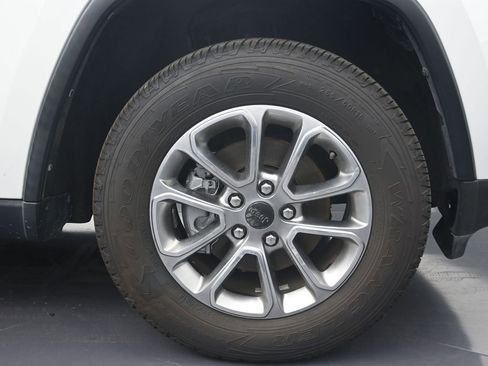 Used 2014 Jeep Grand Cherokee Limited image 9