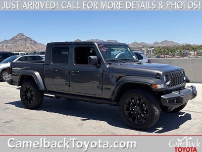 Used 2025 Jeep Gladiator Sport