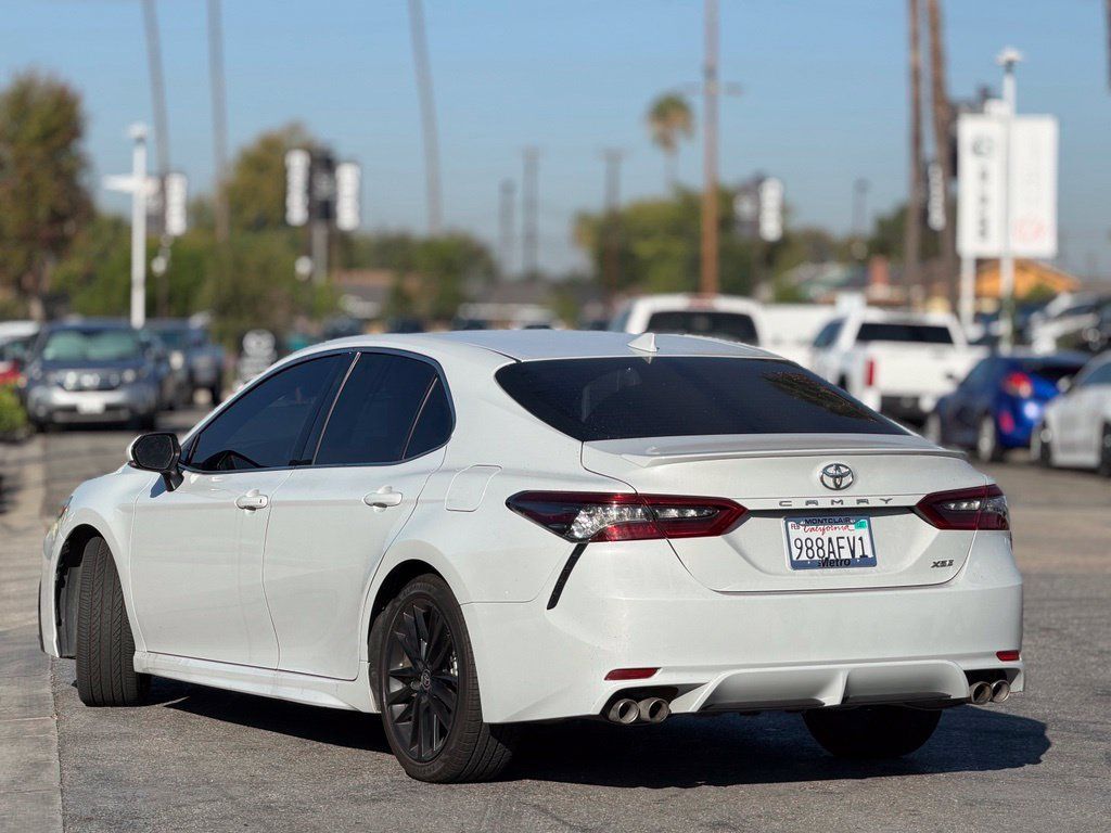 Used 2023 Toyota Camry XSE FWD image 2