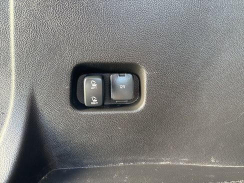 Used 2024 Ford Edge SEL w/ Sport Appearance Package image 6