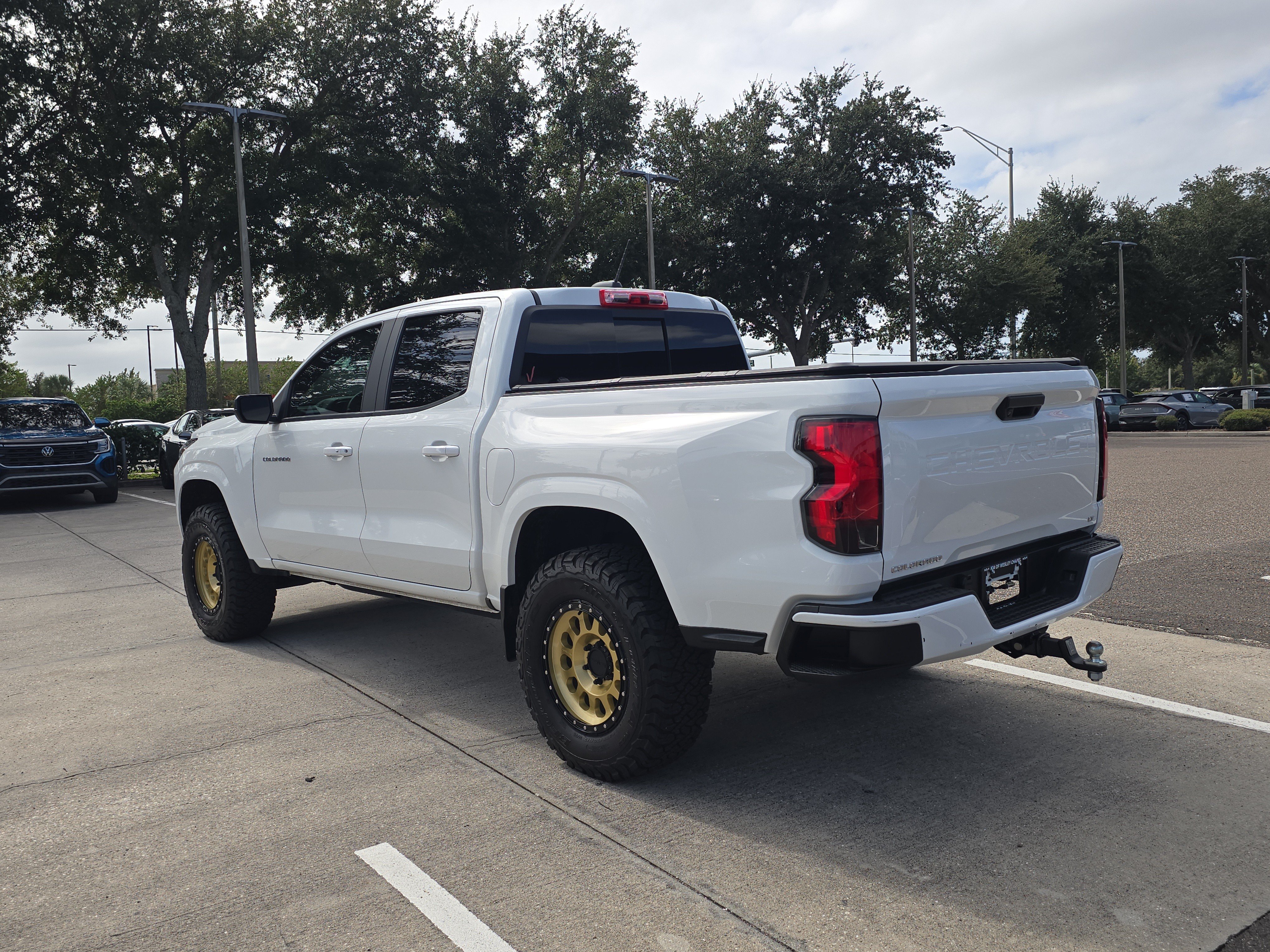 Used 2024 Chevrolet Colorado LT w/ LT Convenience Package RWD image 6