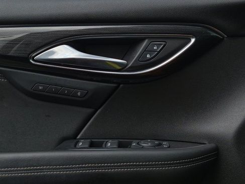 Used 2023 Buick Envision Essence FWD image 8