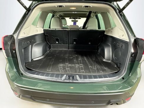 Used 2024 Subaru Forester Limited AWD/4WD image 32