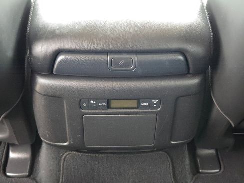 Used 2021 Nissan Armada SL w/ Captain's Chairs Package image 22