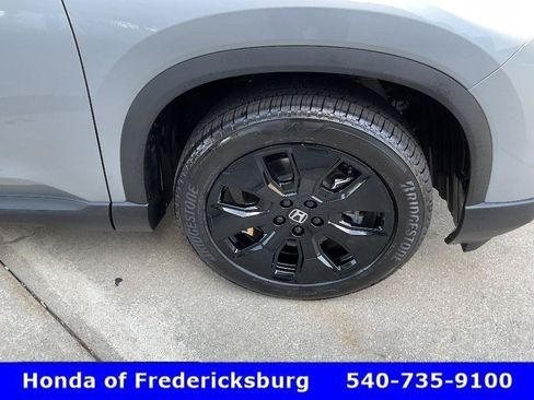 Used 2026 Honda Pilot Black Edition image 12