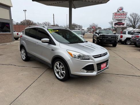 Used 2014 Ford Escape Titanium w/ Equipment Group 401A image 24