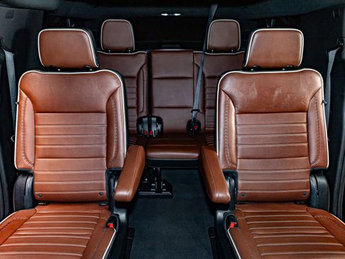 Used 2023 GMC Yukon XL Denali Ultimate image 22