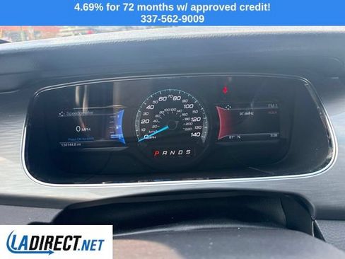 Used 2016 Ford Taurus SEL w/ Equipment Group 201A FWD image 12