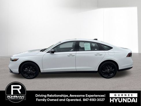 Used 2025 Honda Accord SE image 5
