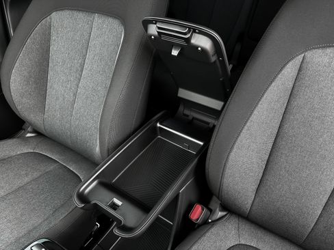 New 2025 Hyundai Ioniq 5 SE image 18