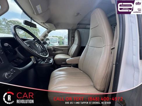 Used 2020 Chevrolet Express 2500 w/ Driver Convenience Package image 15