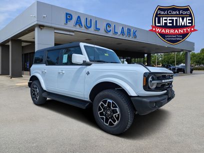 New 2025 Ford Bronco Outer Banks