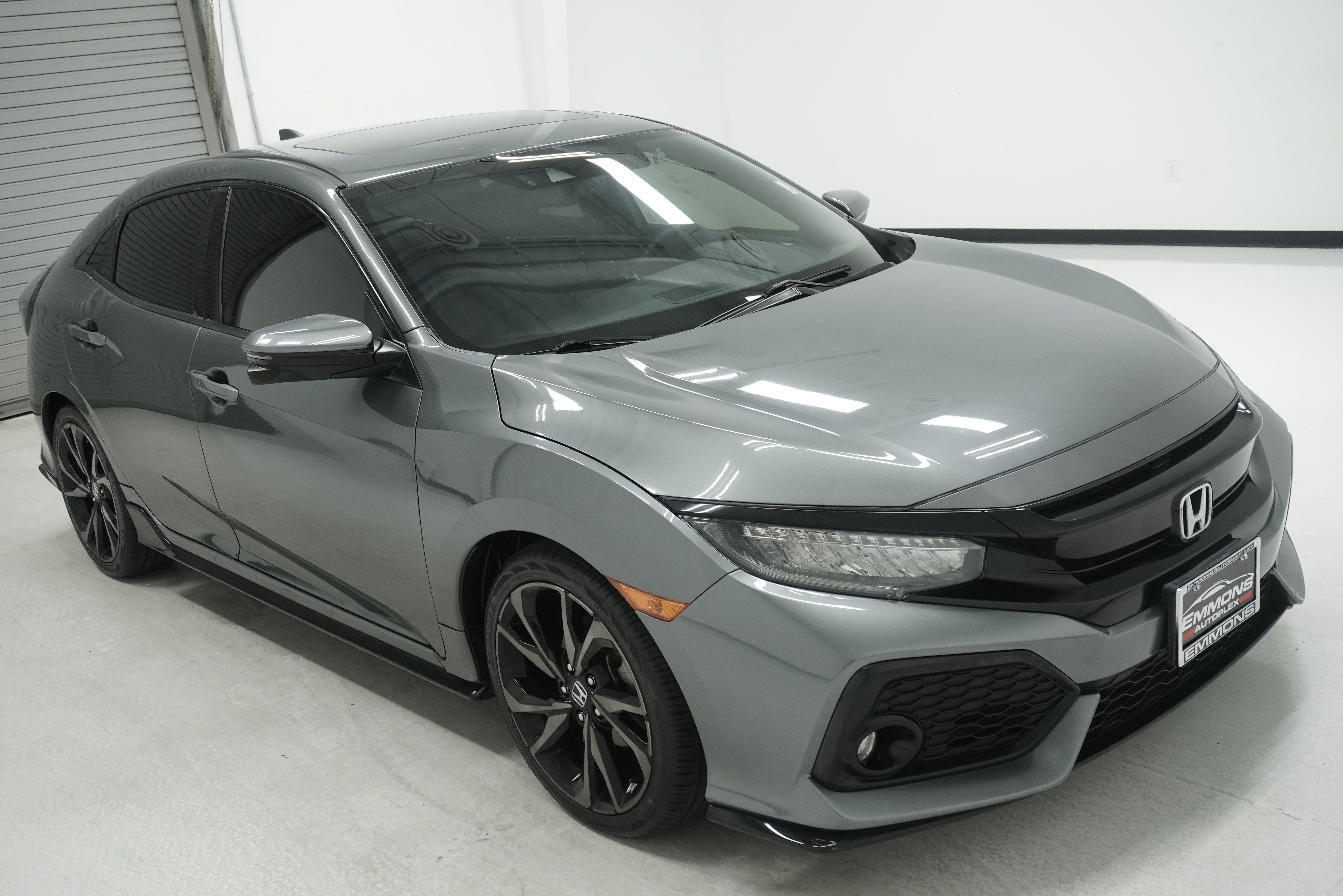 Used 2019 Honda Civic Sport Touring image 3
