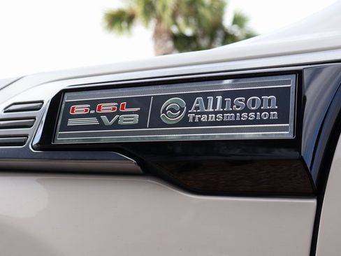 New 2026 GMC Sierra 2500 AT4 w/ AT4 Premium Plus Package image 10