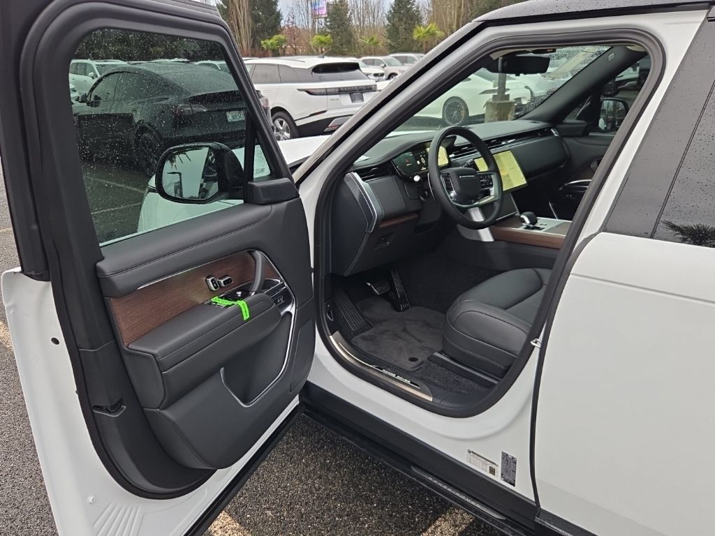 New 2026 Land Rover Range Rover SE AWD/4WD image 10