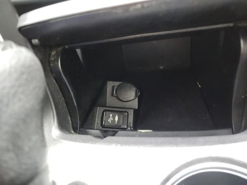 Used 2015 Toyota Camry LE FWD image 7